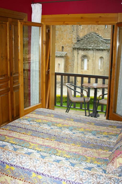Hosteleria Santa Cruz Santa Cruz de la Serós 部屋 写真