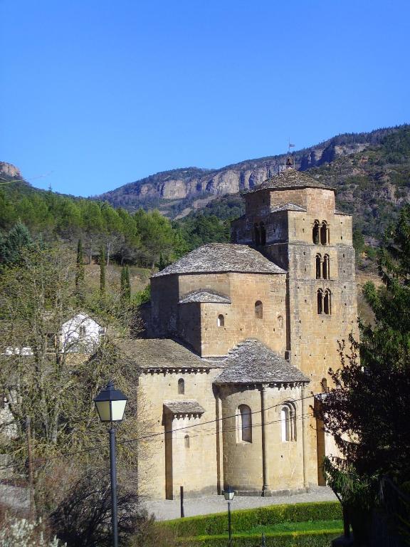 Hosteleria Santa Cruz Santa Cruz de la Serós エクステリア 写真